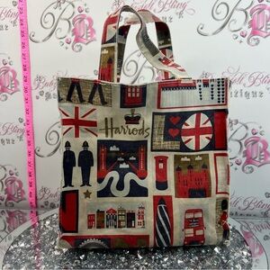 Harrods bag tote London guards Red, Navy & Beige London Icon Tote Bag